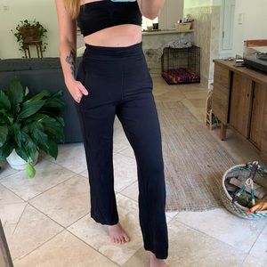 Lululemon High Waisted/Rise Flare Legging Pants